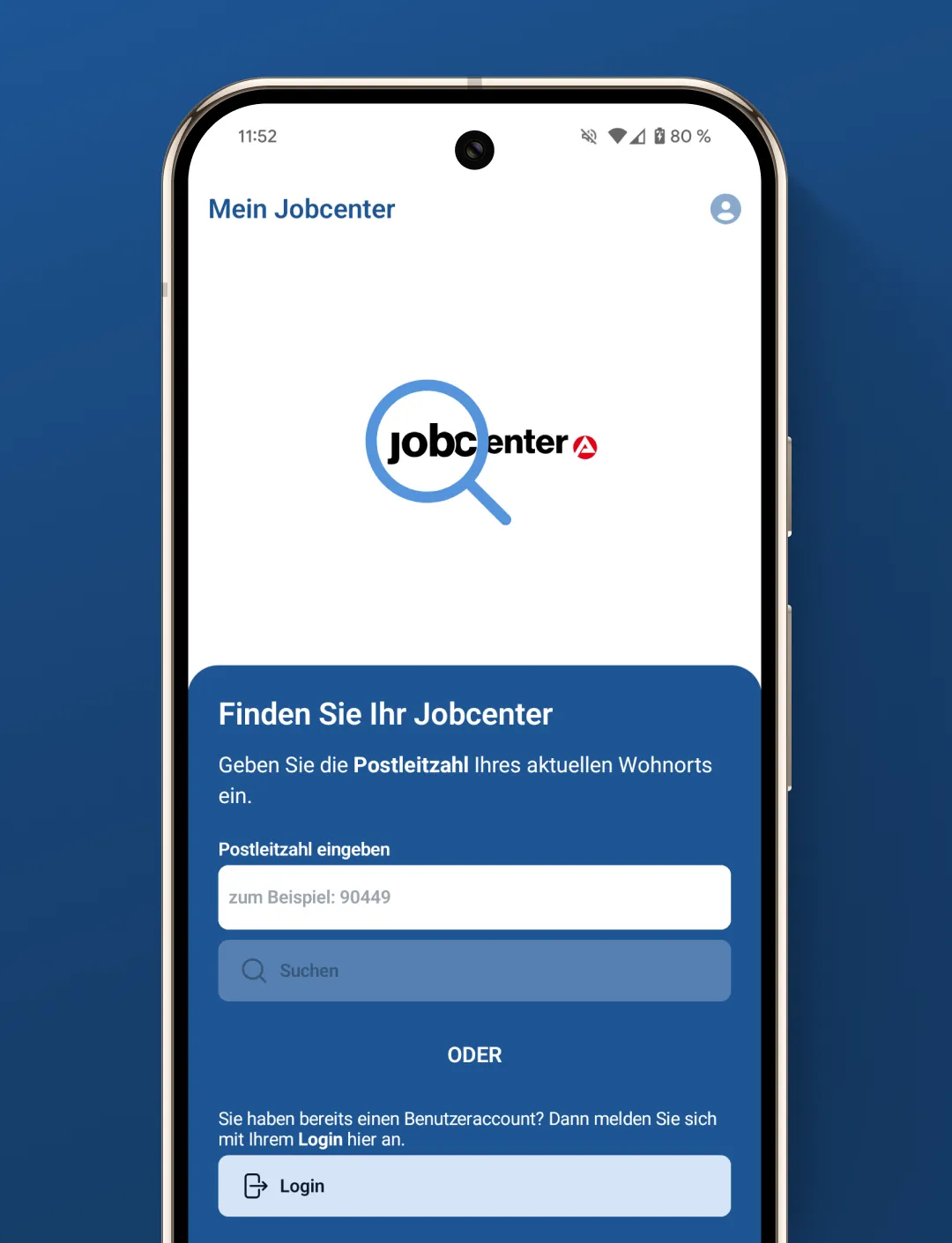 Smartphone mit Startbildschirm der Jobcenter App, auf der Nutzer per Postleitzahl ihr zuständiges Jobcenter finden können.